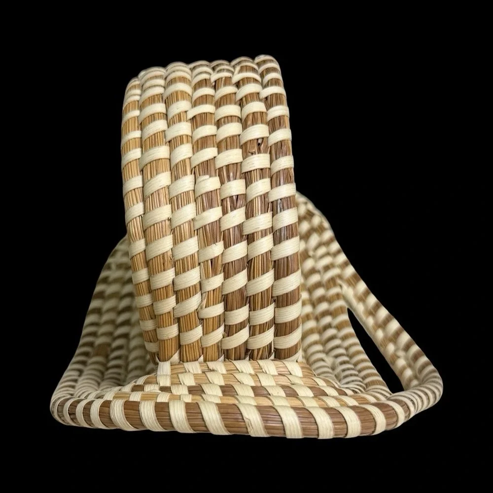 Sweet Grass Woven Wall Pocket Basket Folk Art South Carolina Gullah Seagrass